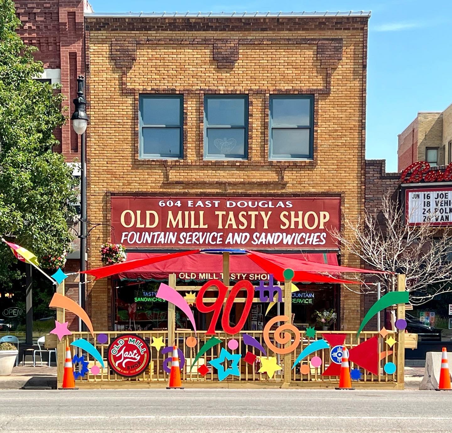 Sarah Myose | Digital Marketing Strategist & Artist Front Porch Project by Sarah Myose